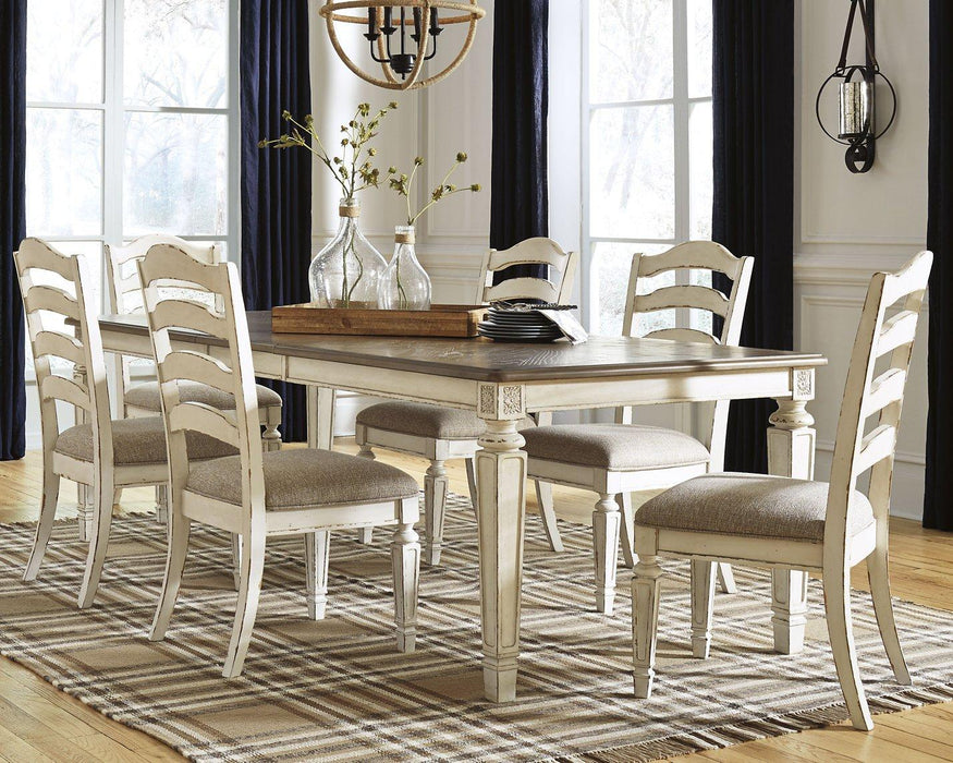 Realyn Dining Room Set