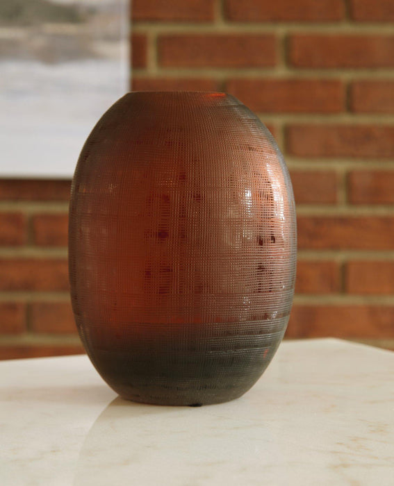 Embersen Vase