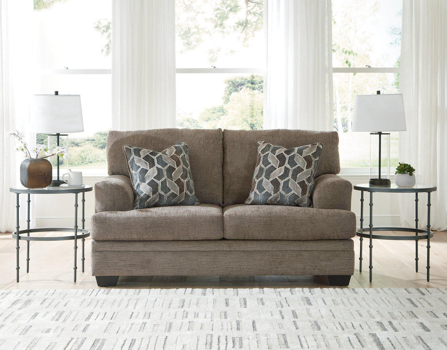 Stonemeade Loveseat (BFD)