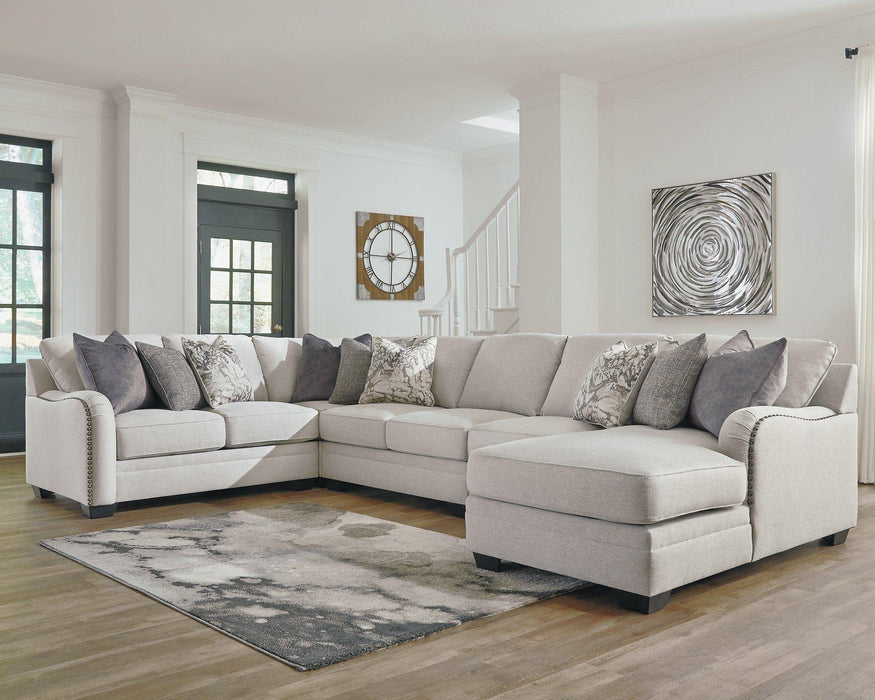 Dellara Sectional with Chaise (CLR)